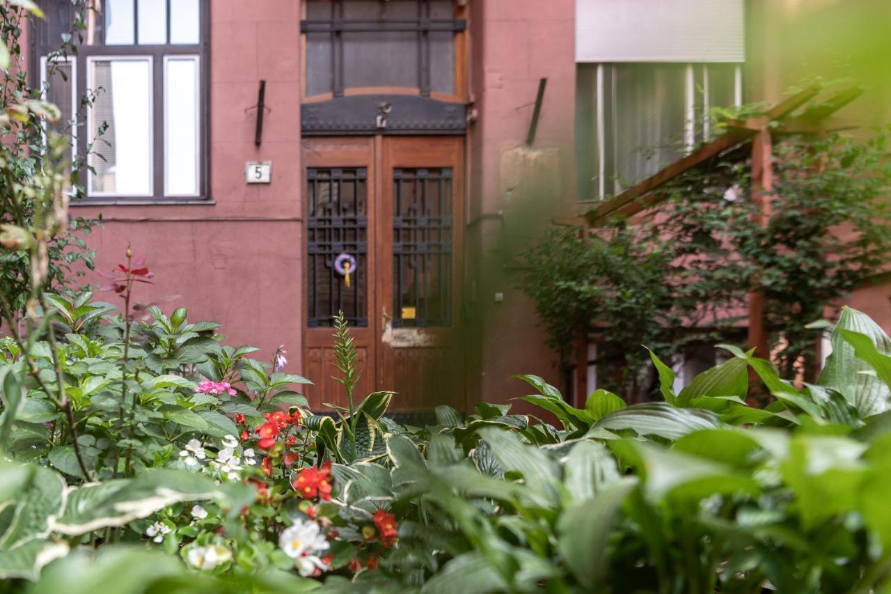 Central Studio Budapest Extérieur photo